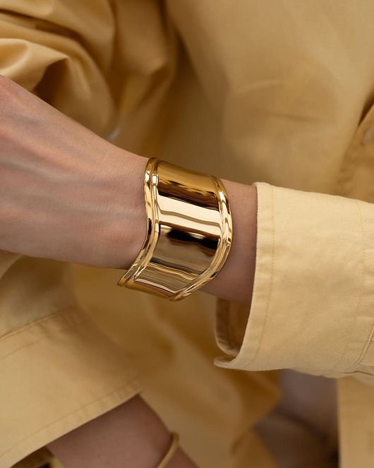 Złota szeroka bransoletka mankietowa ze stali chirurgicznej Paraiso Astelira