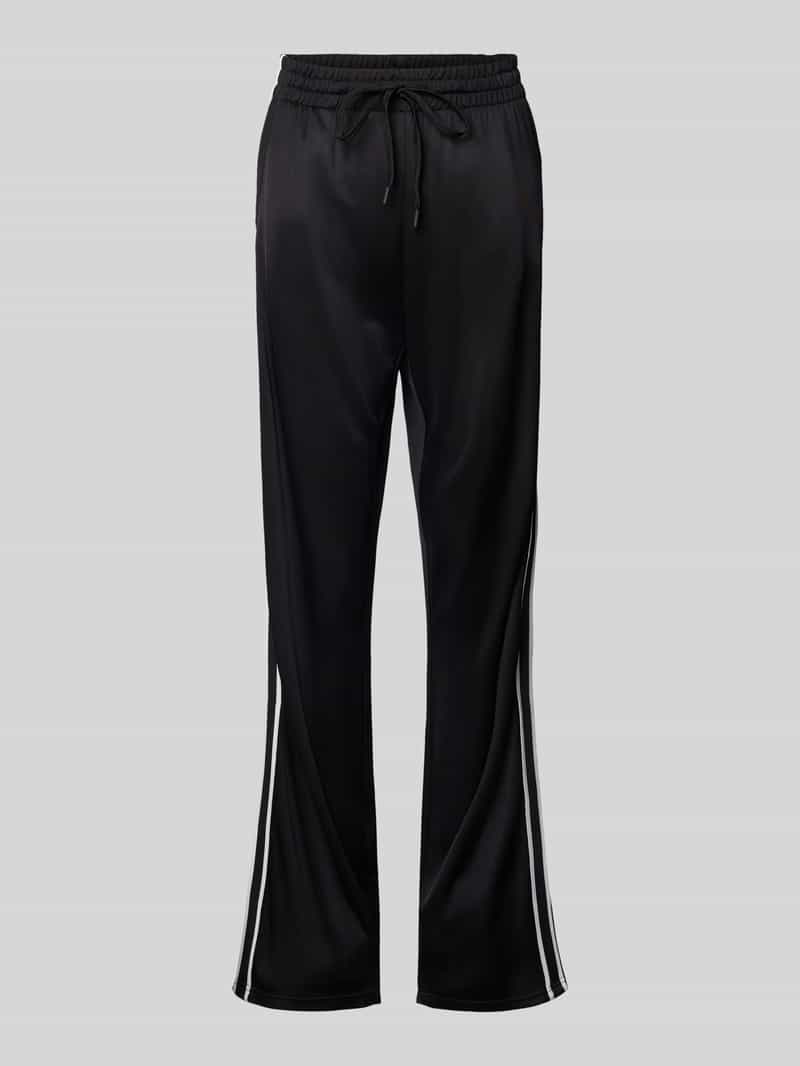 Spodnie treningowe z paskami w kontrastowym kolorze i elastycznym pasem