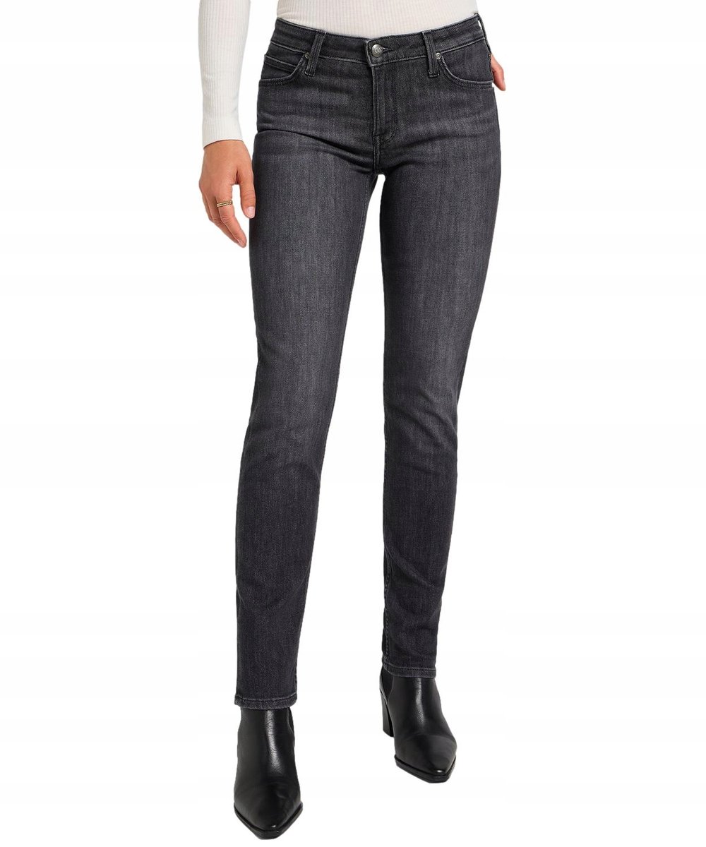 Jeansy Lee Elly 112355274 Last Strike W 27 / L 31