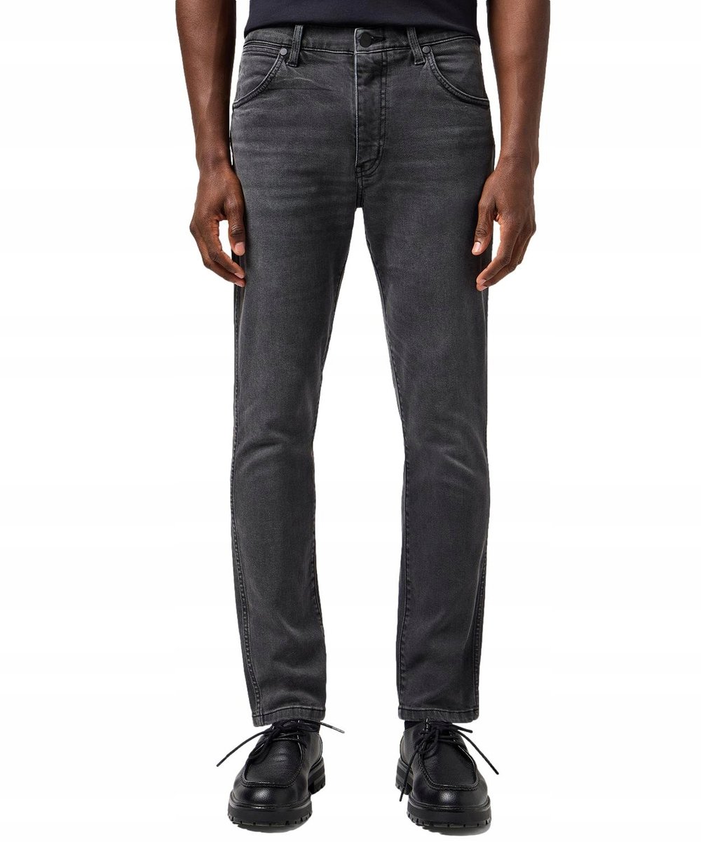 Jeansy Wrangler Larston 112362433 Whispered Wash W 32 / L 34