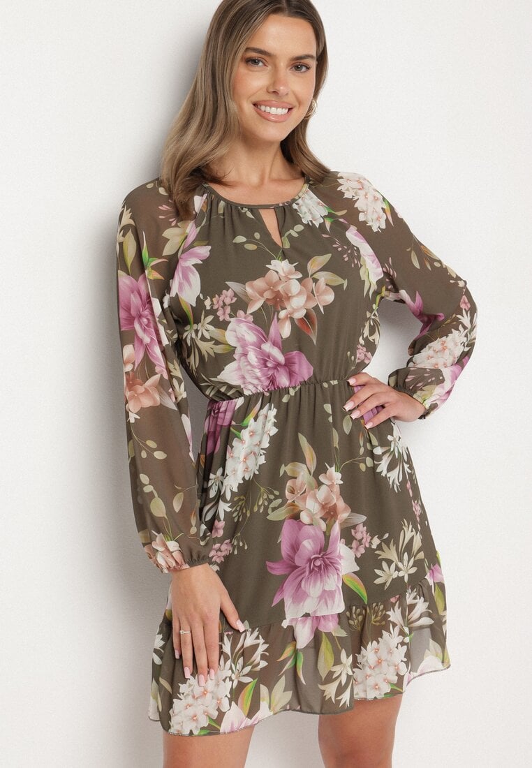 Ciemnozielona Sukienka o Rozkloszowanym Kroju w Kwiaty Zeramera