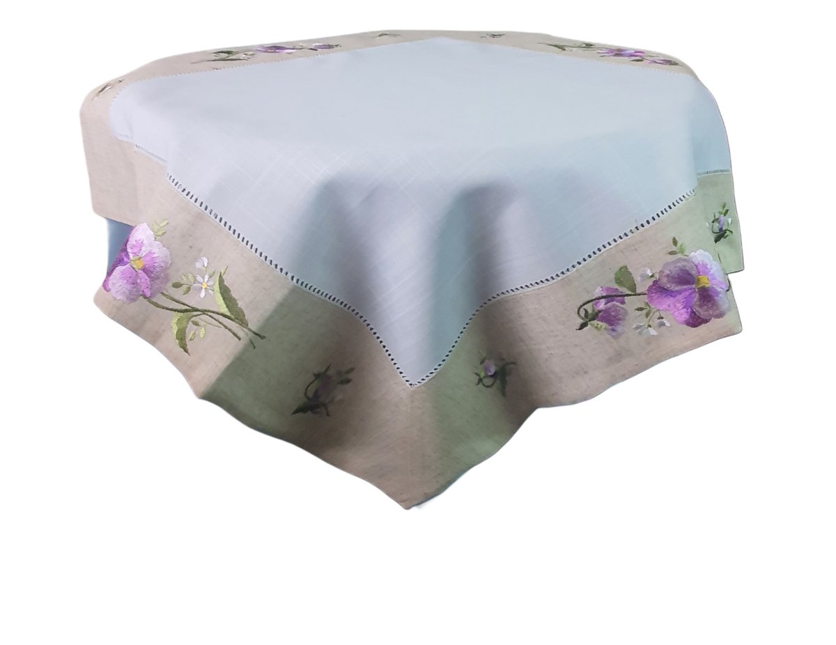 SE00466 Maly Obrus z haftem 85x85cm