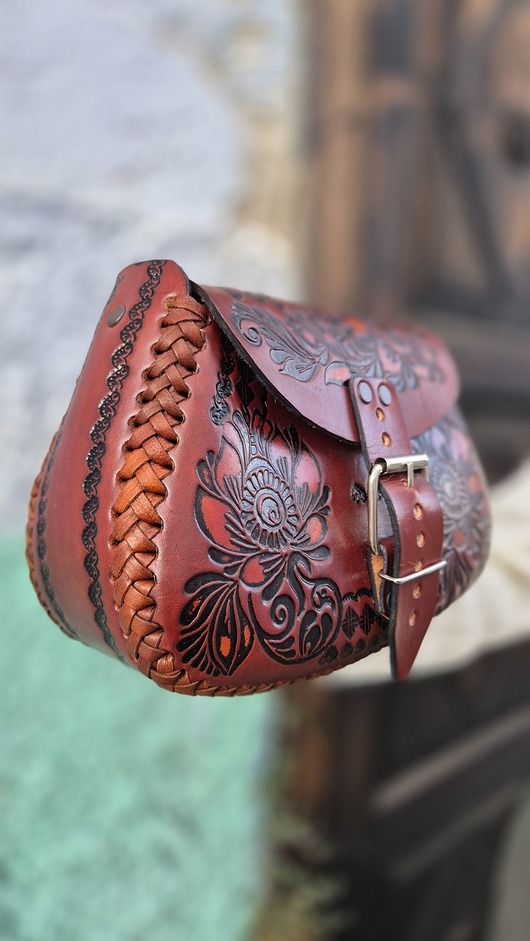 Torebka skórzana Folklora brązowa kwiaty ręcznie robiona
