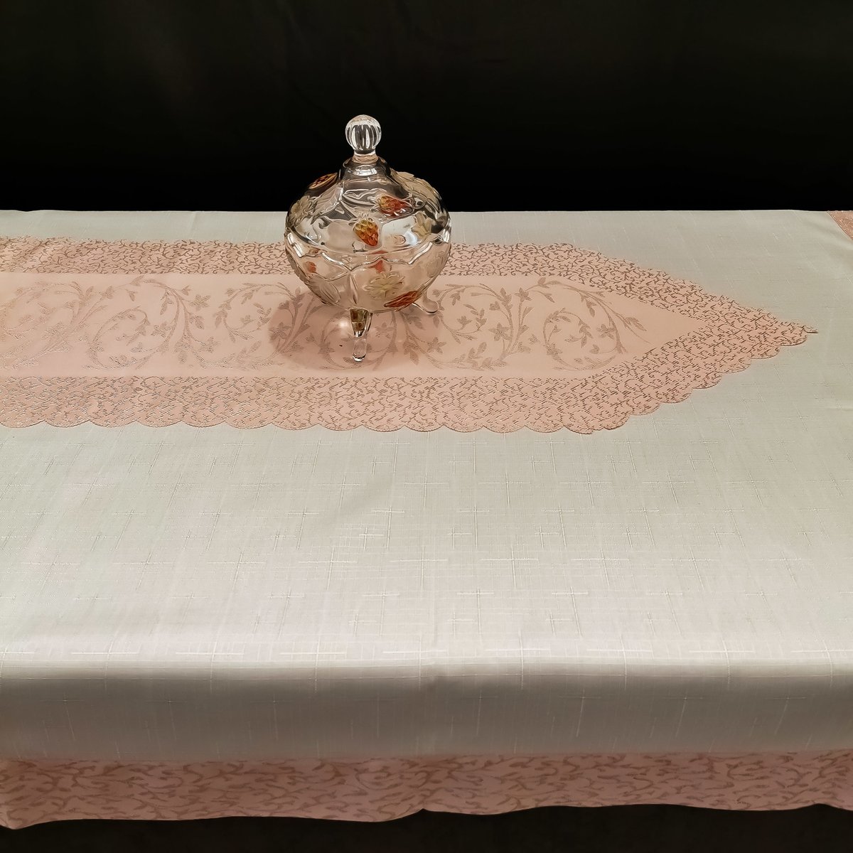 OB073 Komplet: obrus i bieżnik 150x220