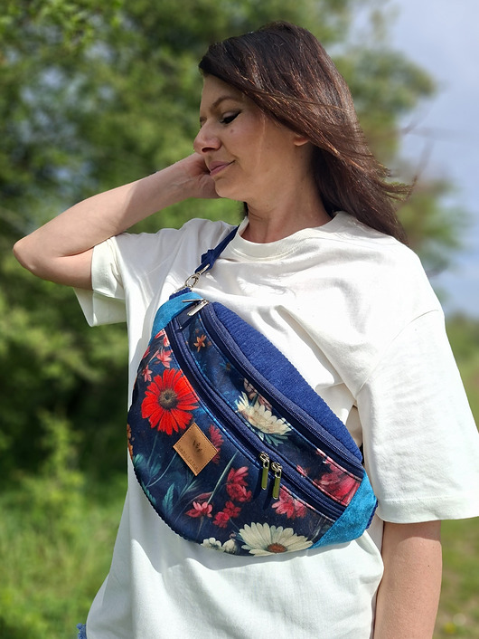 Kolorowa nerka XL z weluru i sztruksu Graciosa