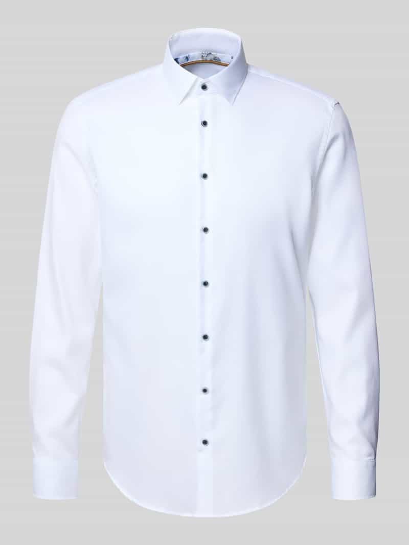 Koszula biznesowa o kroju slim fit z czystej bawełny z kołnierzykiem typu kent