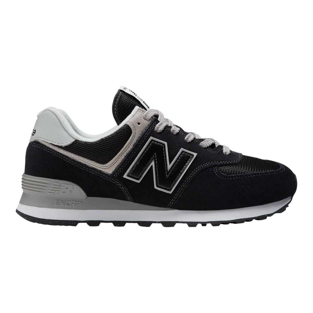 Buty New Balance M ML574EVB (kolor Czarny, rozmiar 43)