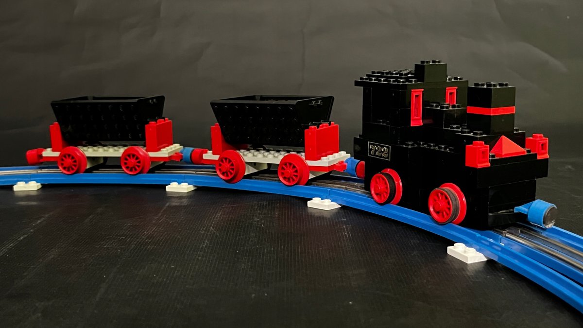 722 LEGO Elektryczny Pociąg z Wagonami