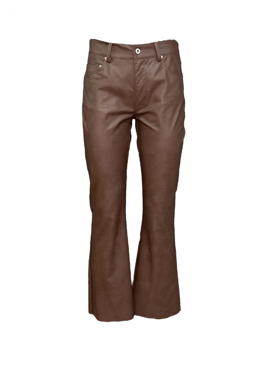 Donna please P0FKHA4000_MORO