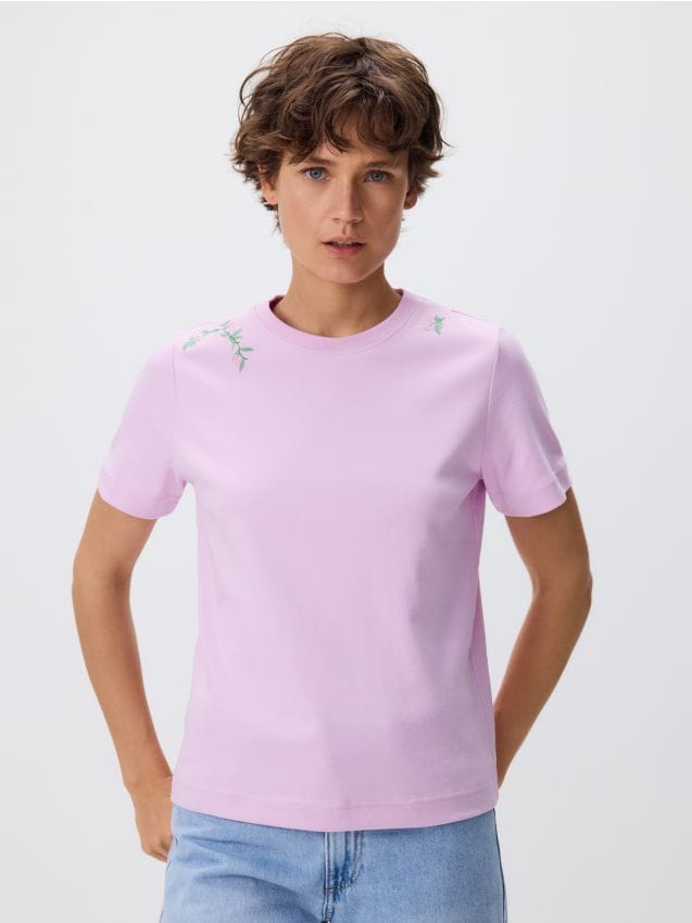 Reserved - T-shirt z haftem - lawendowy