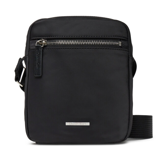 Saszetka Calvin Klein Sleek Nylon Reporter LV04D3176G Czarny