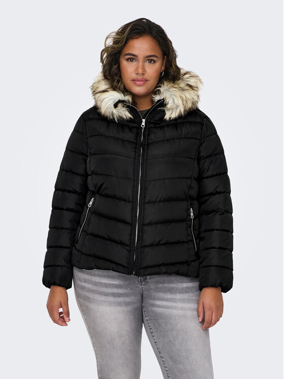 ONLY Carmakoma Kurtka zimowa 15305702 Czarny Regular Fit