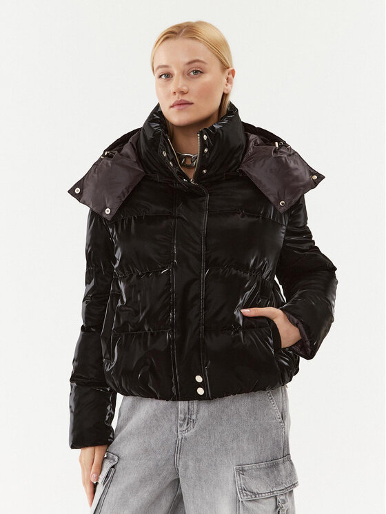 Patrizia Pepe Kurtka zimowa 2O0057/A347-K103 Czarny Regular Fit