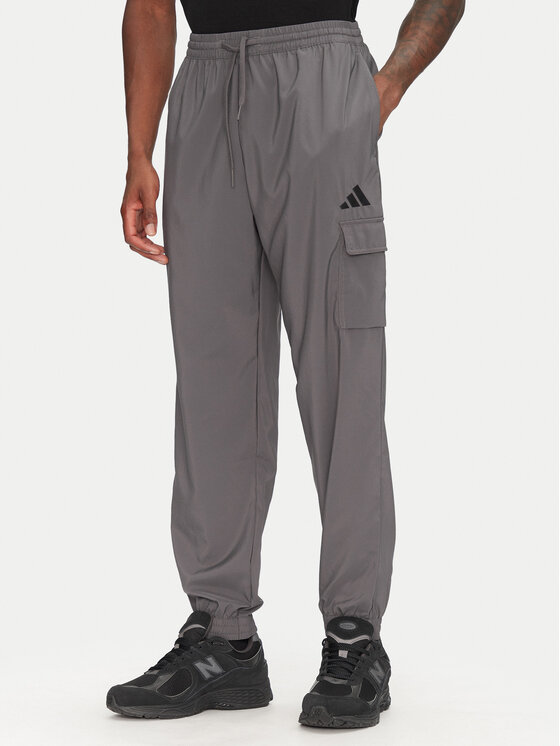 adidas Spodnie dresowe Essentials Small Logo JD1822 Szary Regular Fit