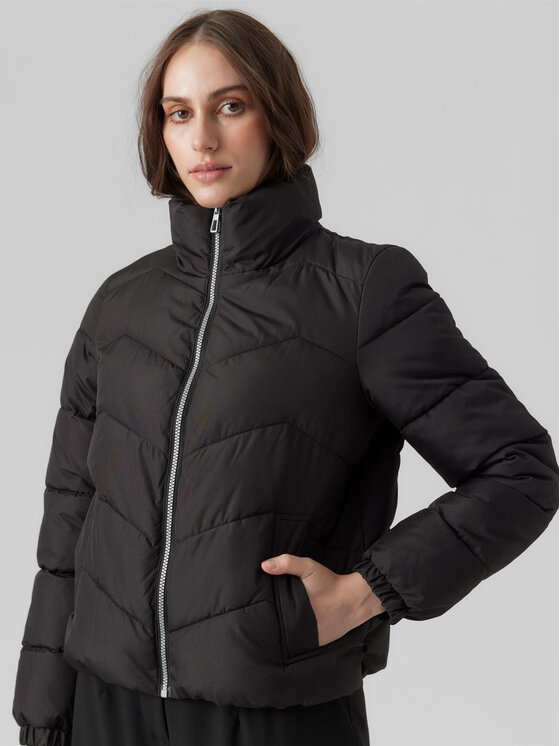 Vero Moda Kurtka zimowa 10289824 Czarny Regular Fit