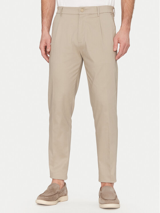Calvin Klein Chinosy K10K114104 Beżowy Tapered Fit