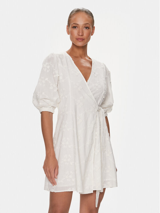 Selected Femme Sukienka codzienna 16089220 Biały Regular Fit