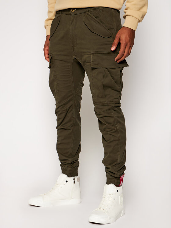 Alpha Industries Joggery Airman 188201 Zielony Tapered Fit