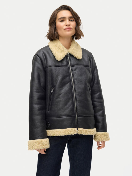 Vero Moda Kurtka z imitacji skóry Kay 10310165 Czarny Regular Fit