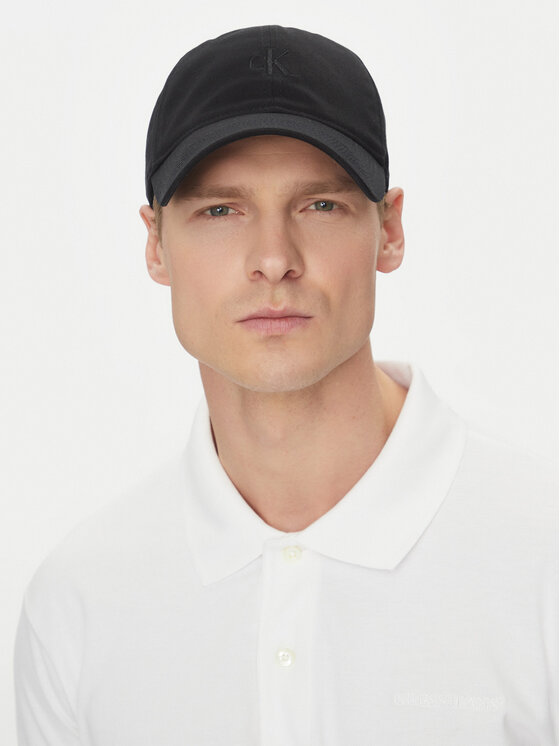 Calvin Klein Czapka z daszkiem LV04G5002G Czarny