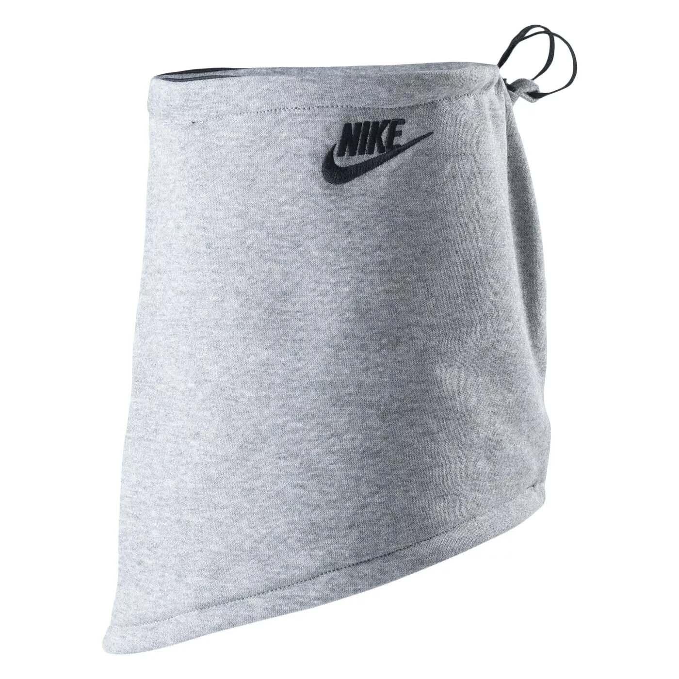 Komin Nike Reversible Club Fleece