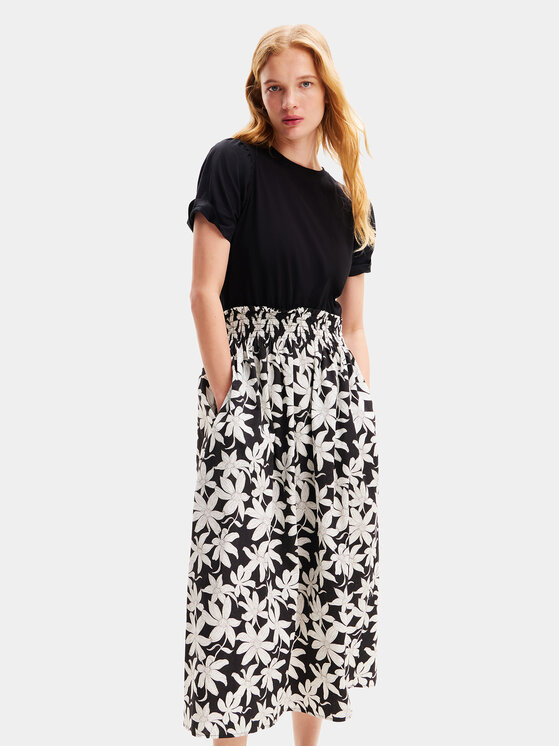 Desigual Sukienka letnia Marlon 24SWVW40 Czarny Regular Fit