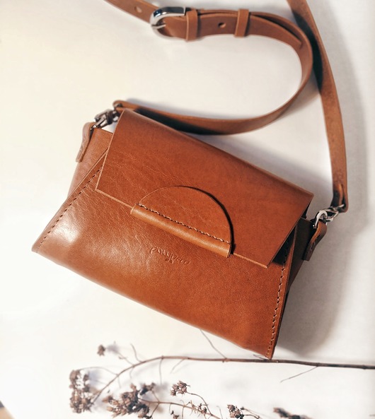 Mini B O X koniakowa skóra jucht