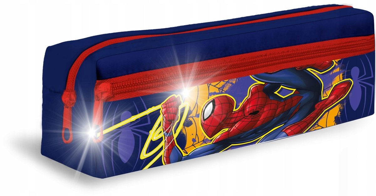 Piórnik Marvel Spiderman rozmiar 22x9cm do szkoły na zajęcia