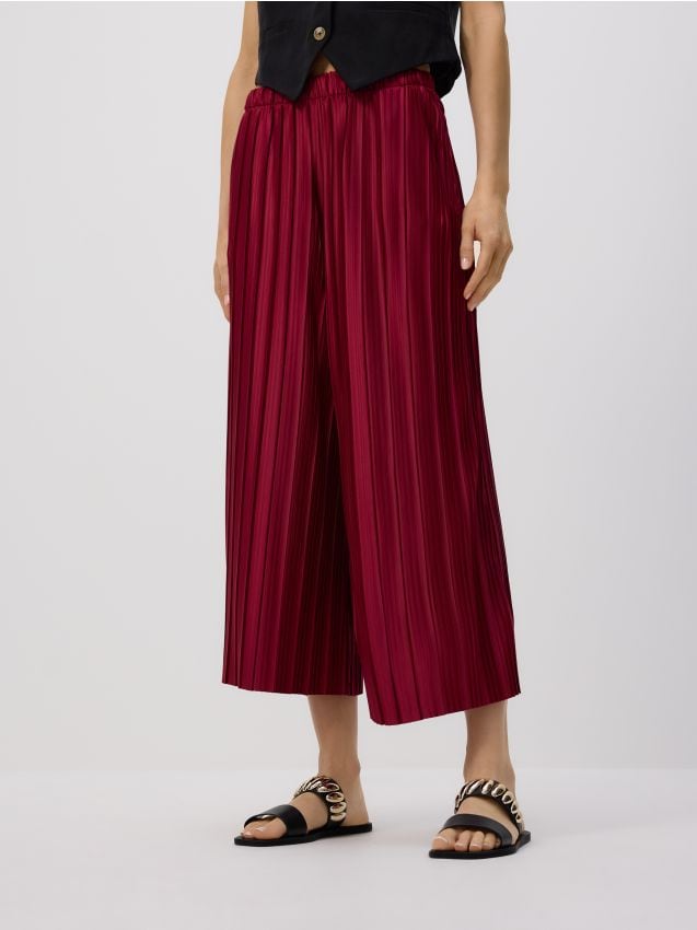 Reserved - Plisowane spodnie culotte - bordowy