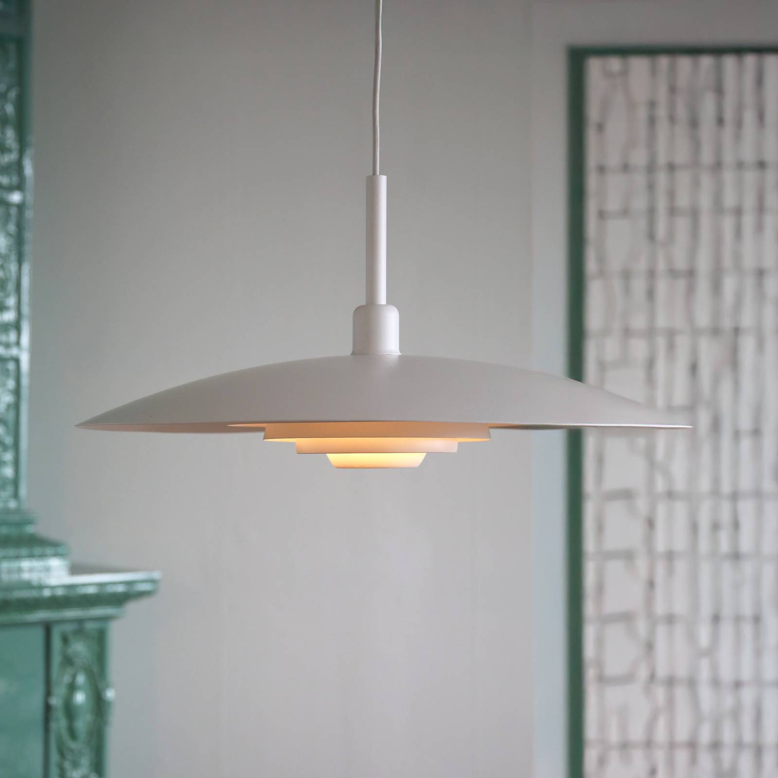 Markslöjd Lampa wisząca Piny, biały / opal, salon / jadalnia, metal, nowoczesny