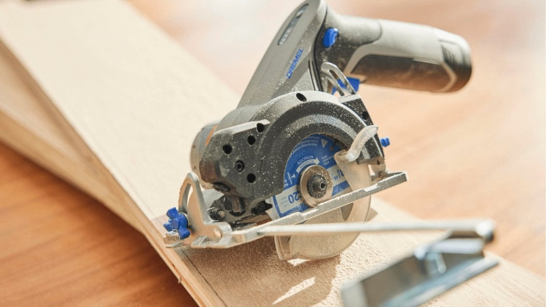 Nutool PILARKA TARCZOWA CS12V-S1