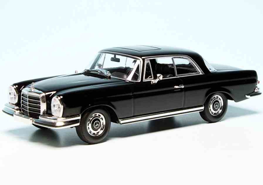 Mercedes Benz 280Se 3.5 Coupé W111 (1970) ), 1:43 Minichamps 940038121