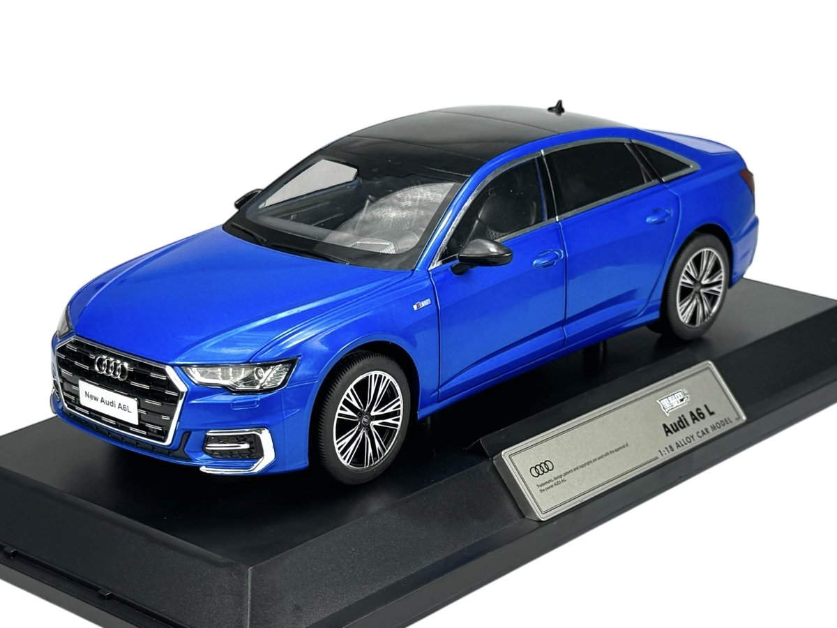 ALLOY CAR AUDI A6 L C8 NIEBIESKI 1:18