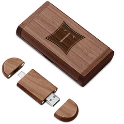 Pendrive drewniany z grawerem 64 GB w magnetycznym pudełku dla chłopaka na rocznicę urodziny
