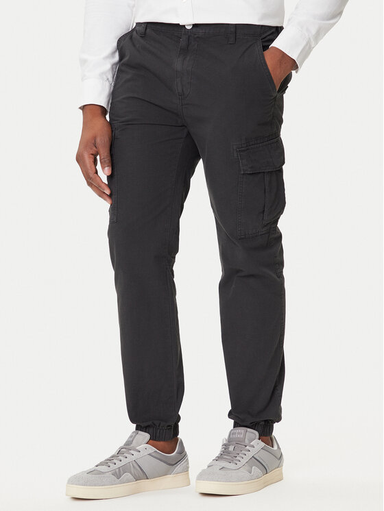 Tommy Jeans Joggery Austin DM0DM21791 Czarny Slim Fit