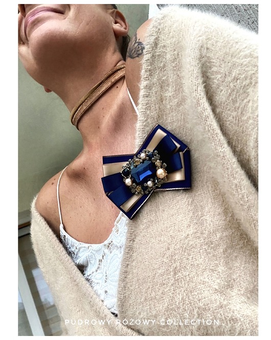 Brosza z ozdobą w stylu glamour Kryształ z perłami NEW