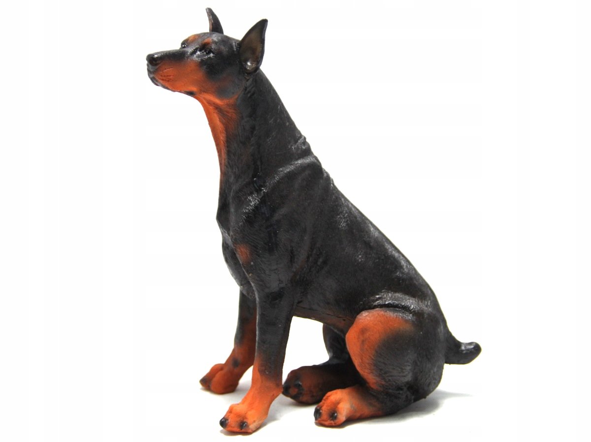 ELEGANCKA FIGURKA PSA DOBERMANA
