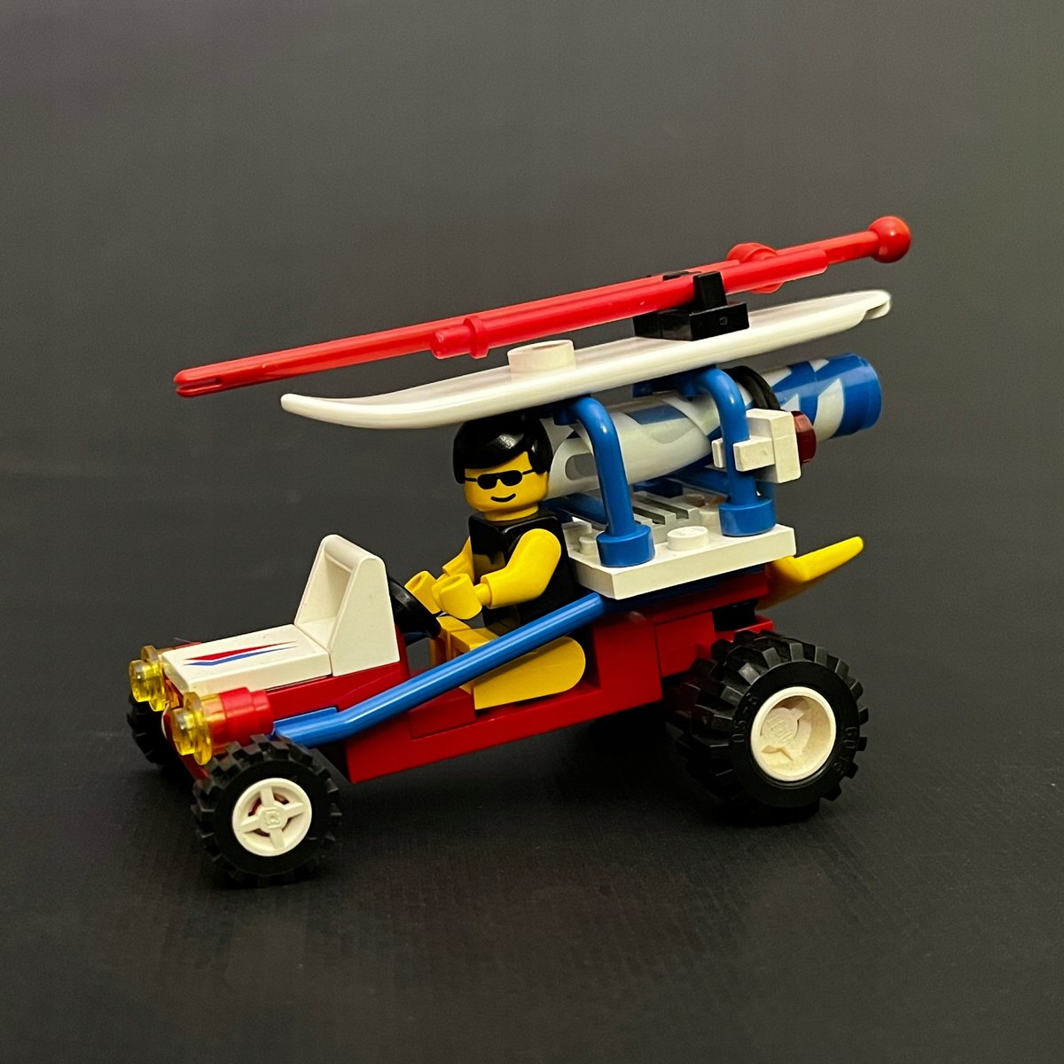 6534 LEGO Mały samochód rekreacyjny
