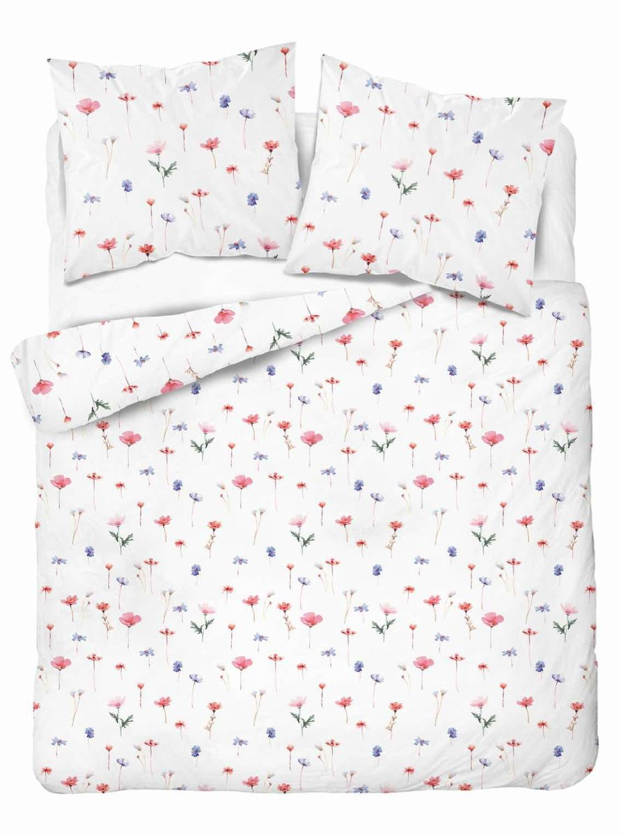 Pościel satynowa 220x200 biała w różowo-lawendowe polne kwiaty – Satin Stories