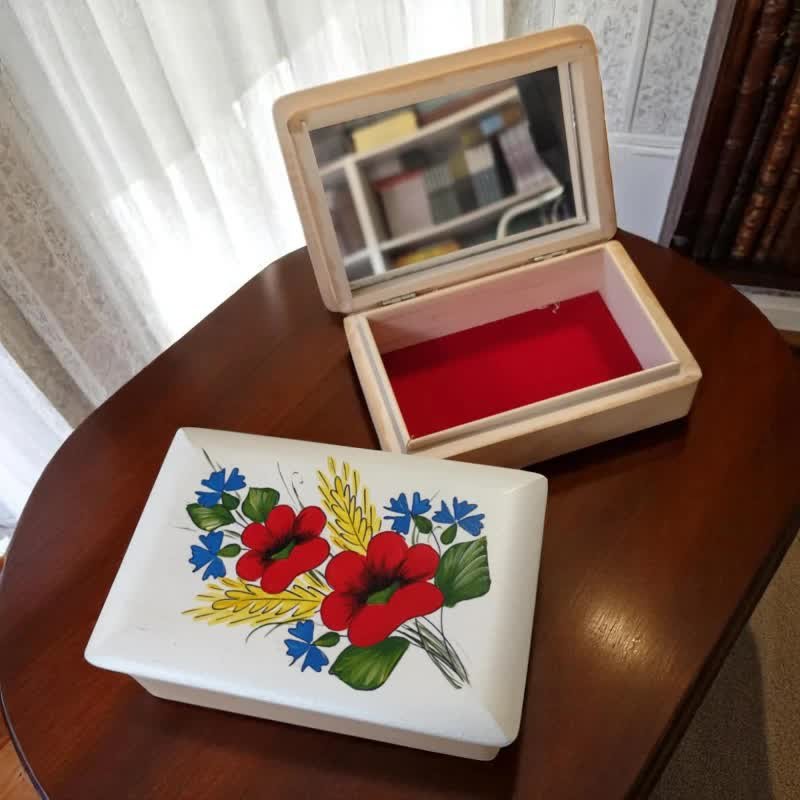 Szkatułka kociewska z lusterkiem