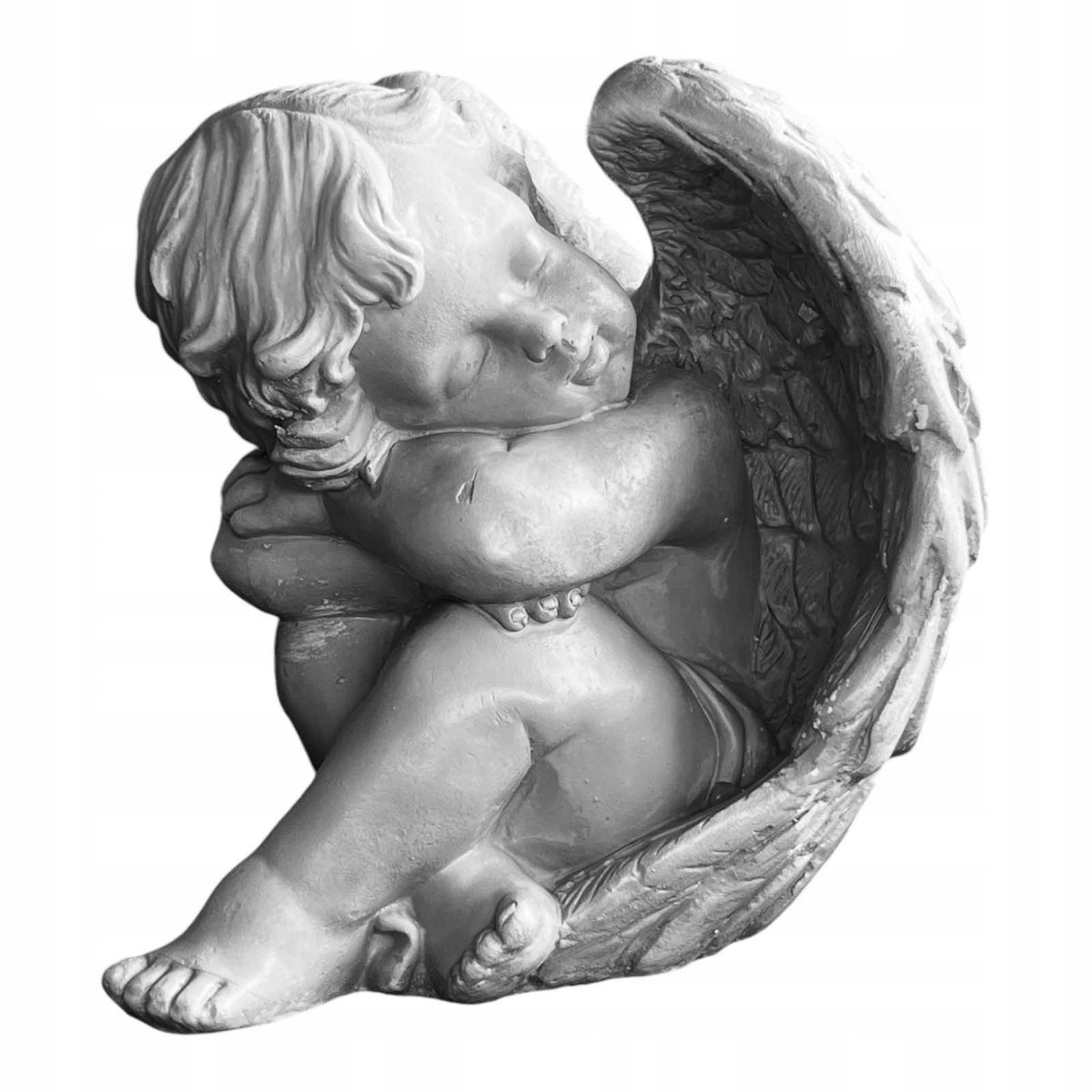 Figurka Anioł szary siedzący chłopiec chrzest dekoracja ozdoba 13 cm