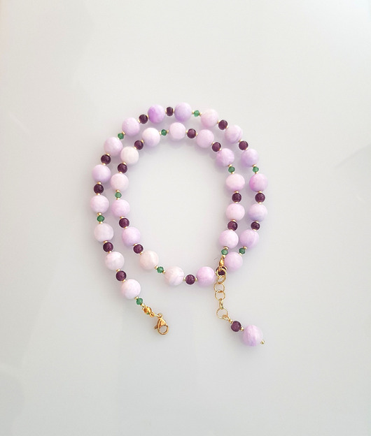 Choker When Lavender Blooms