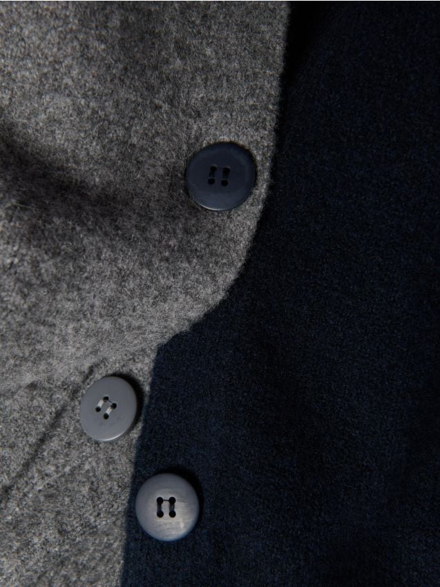 Reserved - Kardigan z obniżoną linią ramion - szary