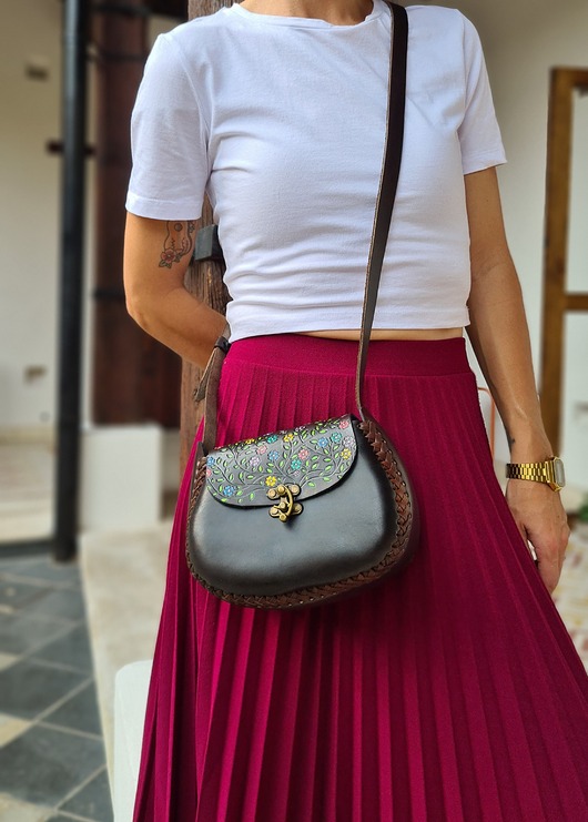 Torebka skórzana Marlene kwiaty ręcznie robiona