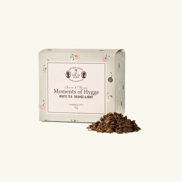 Biała herbata z pomarańczą i miętą Sostrene Grenes Moments of Hygge 75g