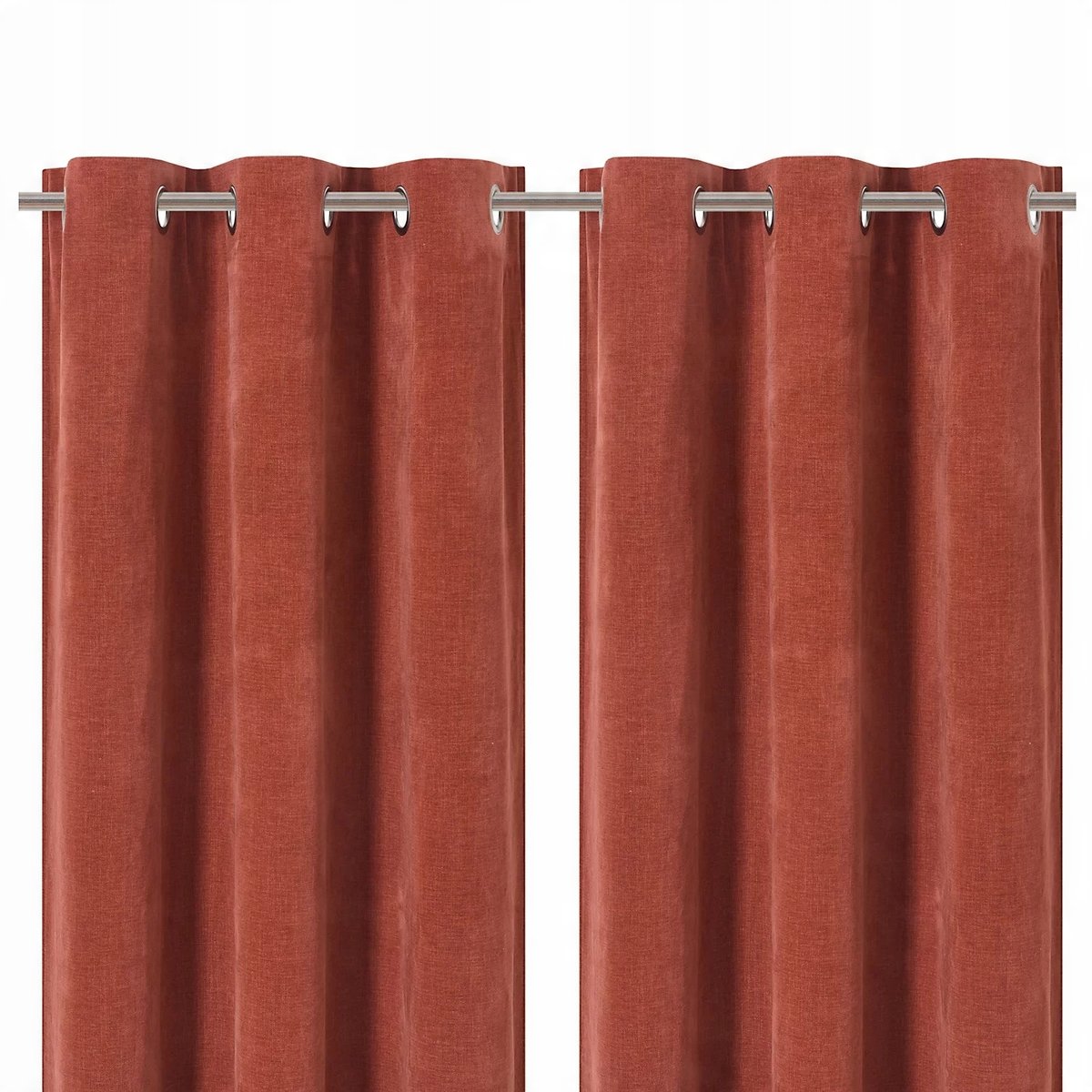 Zasłony zaciemniające Bordowe 117x137cm Kółka Para GoodHome Arntzen