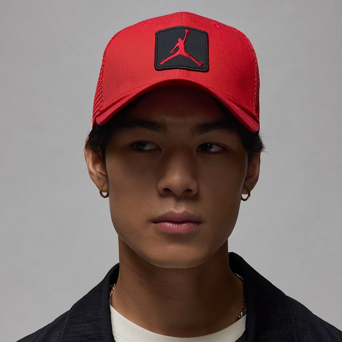 Czapka z daszkiem Air Jordan Rise Structured Jumpman Red Trucker - FZ0774-687-M/L