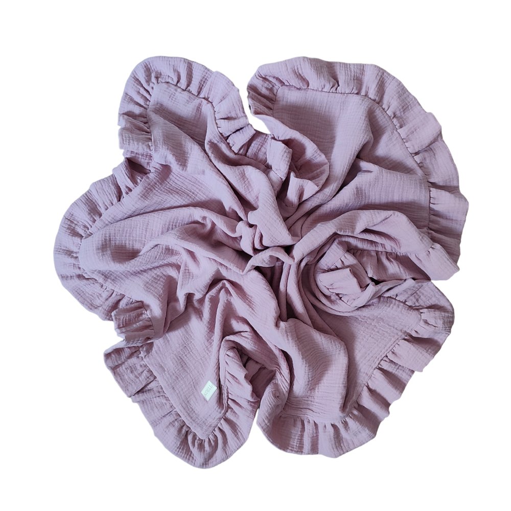 Koc muślinowy z falbanką czterowarstwowy 110x85cm „brudny róż”