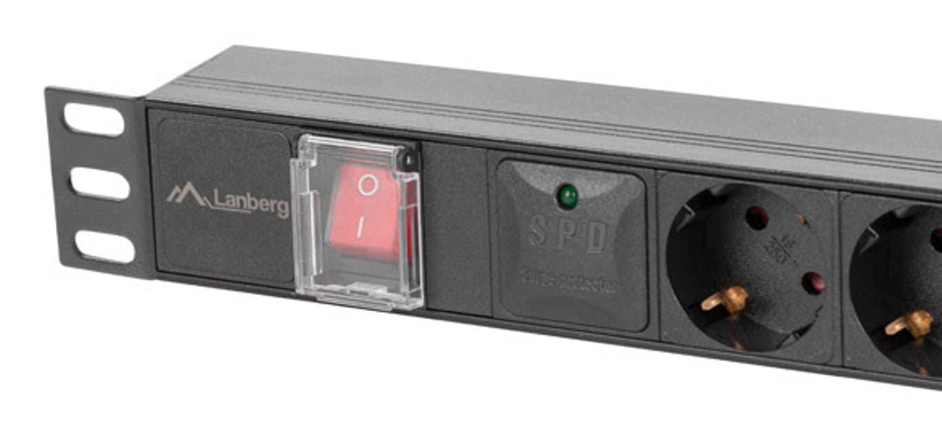 Lanberg PDU-05F-0200-IEC-BK rozdzielacz zasilania PDU 5 x gniazdo sieciowe 1U Czarny