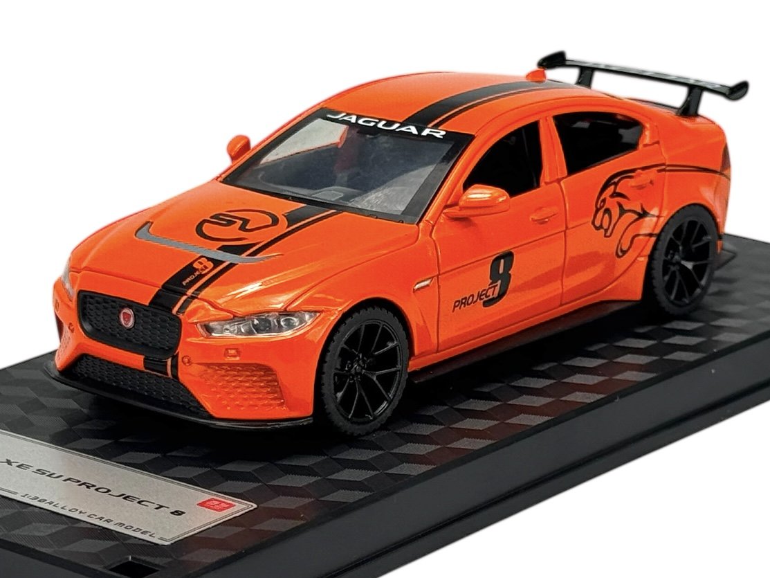 ALLOY CAR JAGUAR XE SV PROJECT 8 POMARAŃCZOWY 1:30